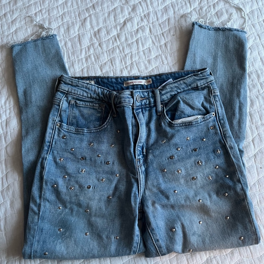 Levi’s 721 High Rise Jeans